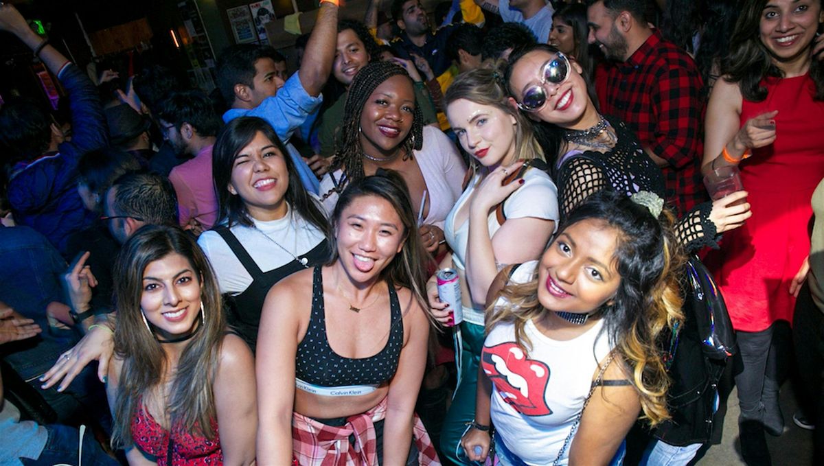 Retro Fridays @ Berlin \u2014 Your 90\u2019s & 2000\u2019s Throwback Party!