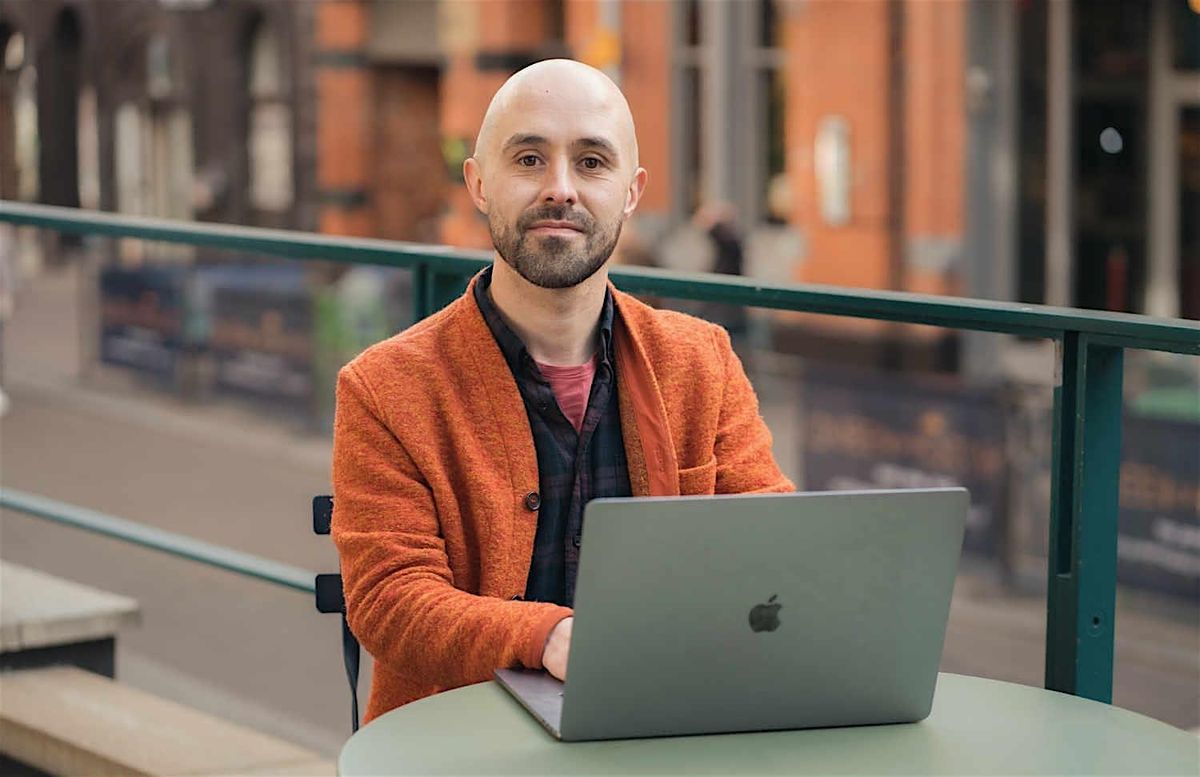 Script writing course: Writing for theatre, TV or film