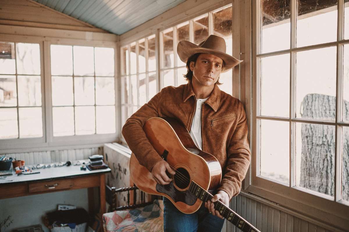 Lukas Nelson with The Band Loula