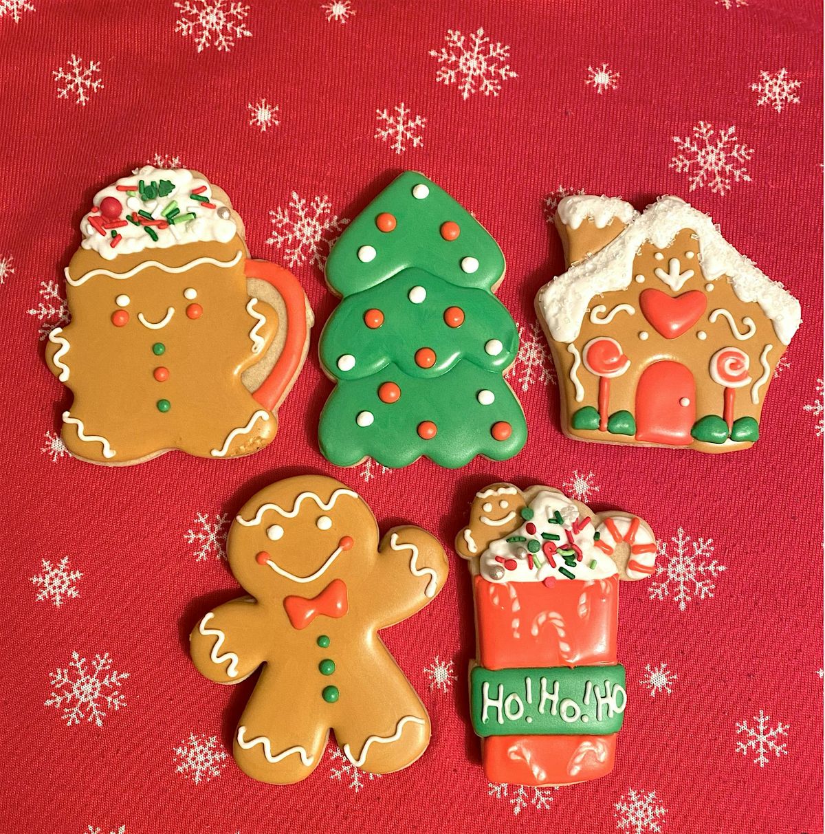 Cozy Christmas Cookie Decorating Class