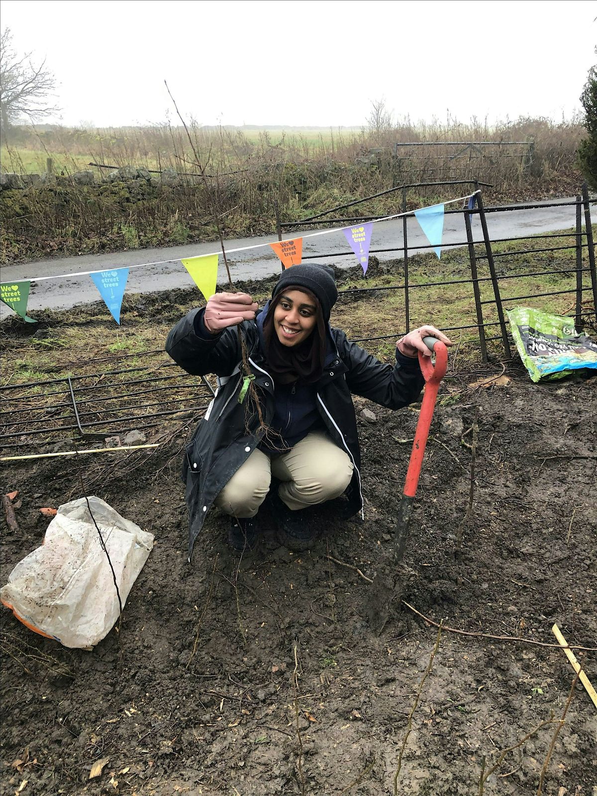 Thinking Ahedge - Planting with Friends of Whirlow Brook Park S11 9QD