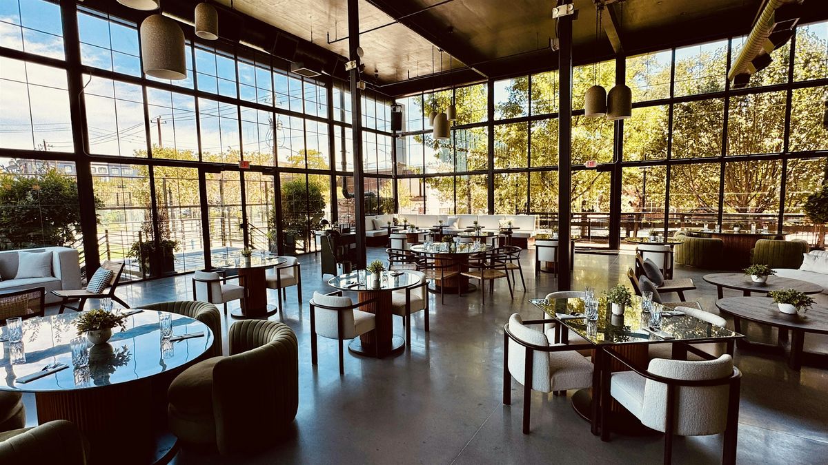 Salsa Bachata Night! Lessons & Party at Solarium & The Courts 12\/26