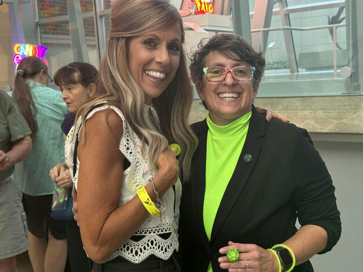 Free Akron Art Museum Member Holiday Party