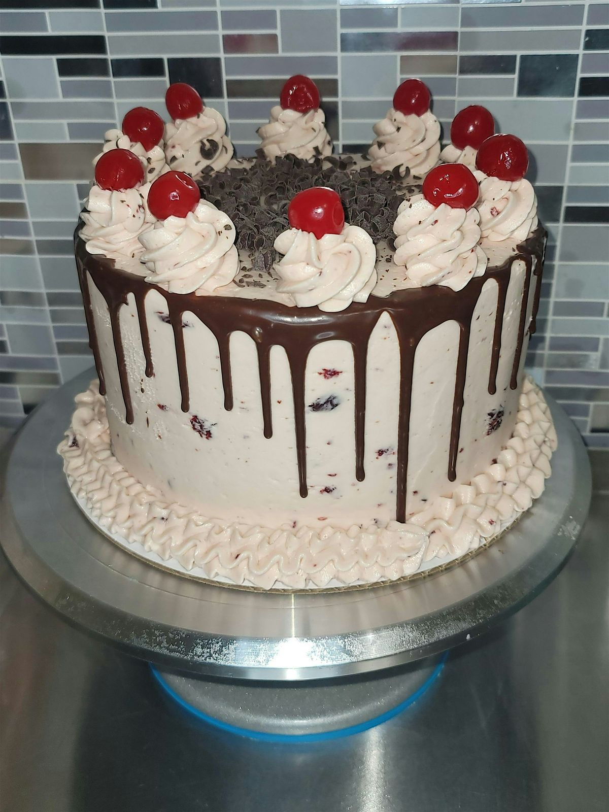 Fall in Love with Cake: Cake decorating class hosted by Shelly\u2019s Sentiments