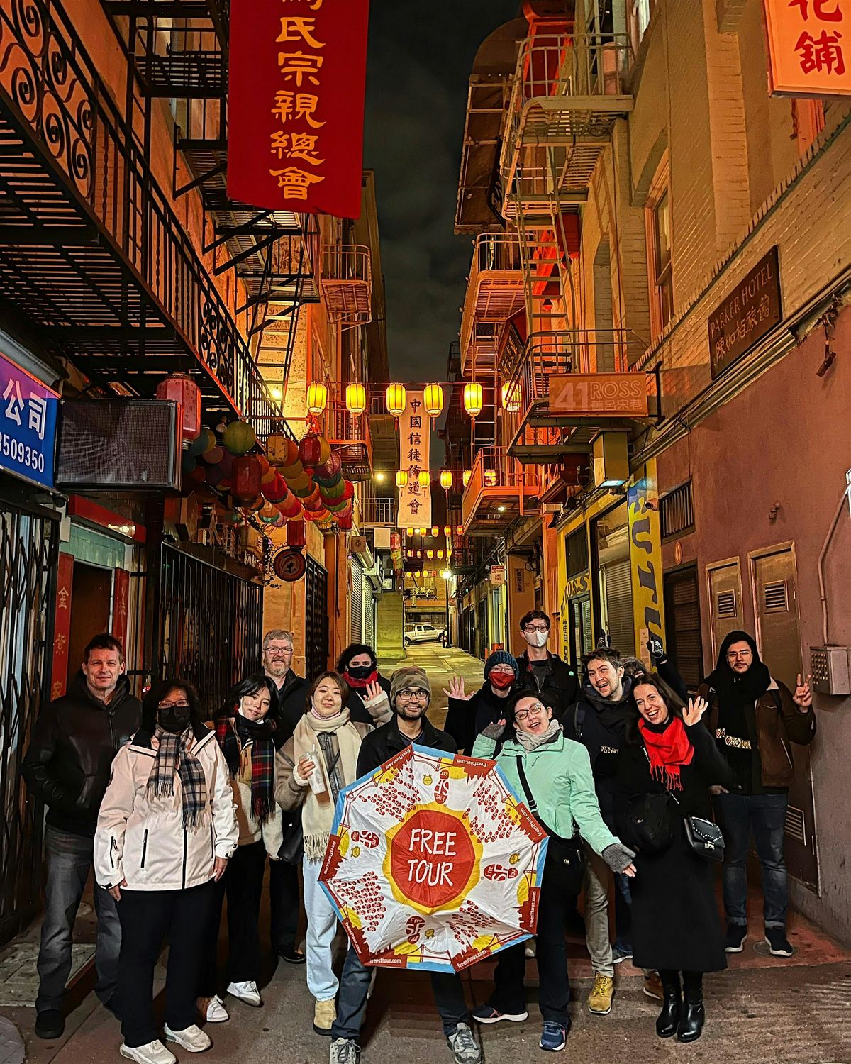 Night Tour of Chinatown and Little Italy: From Asia to Europe