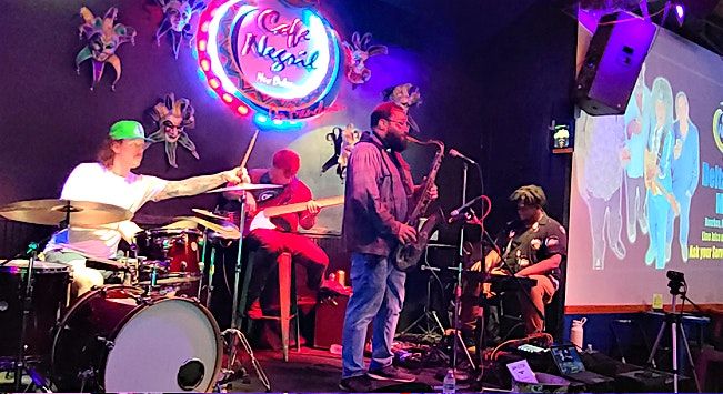 Jam-ilton LIVE at Caf\u00e9 Negril