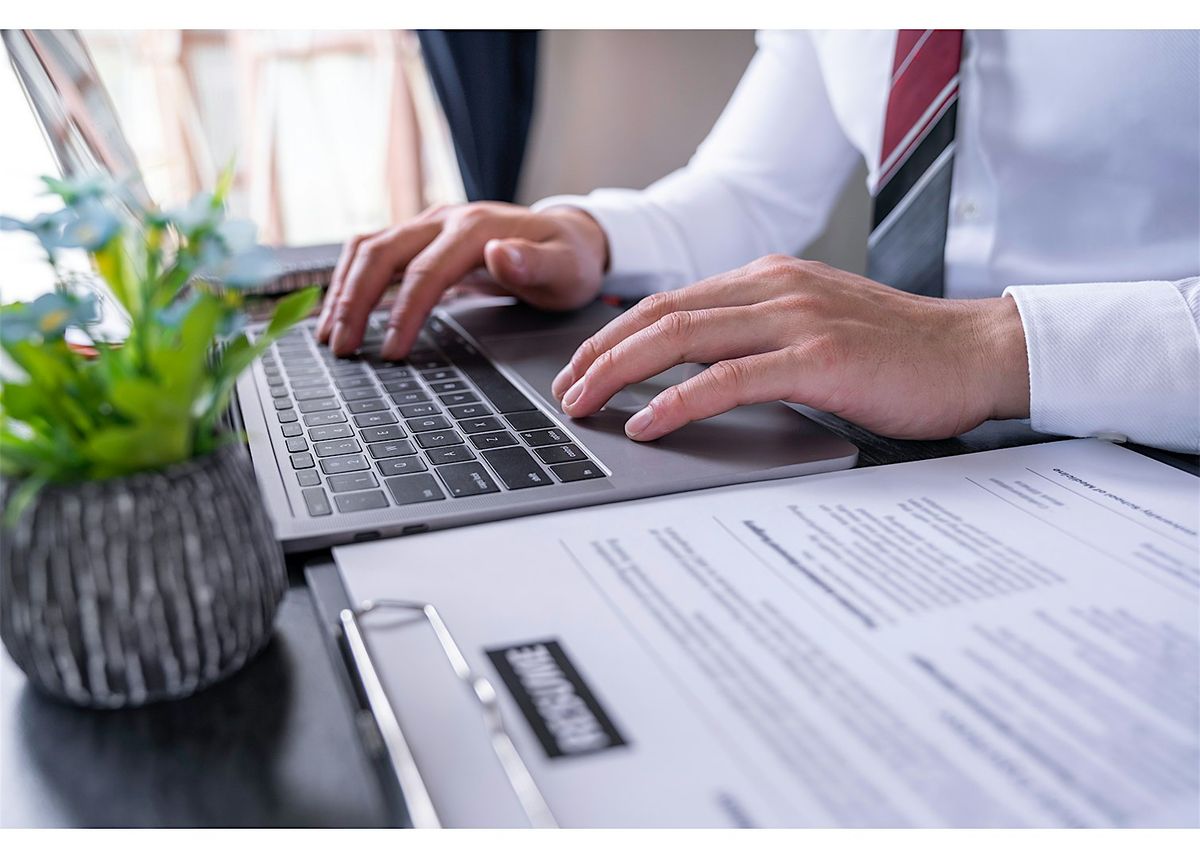 Handshake: Learn how to build your Profile and Search for Jobs!