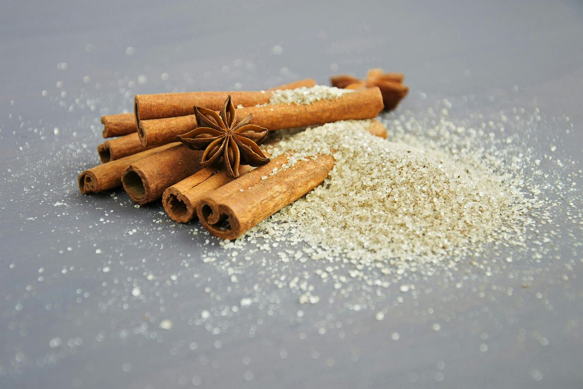 Sweets and Spices Smells: Perfume-Making Workshop