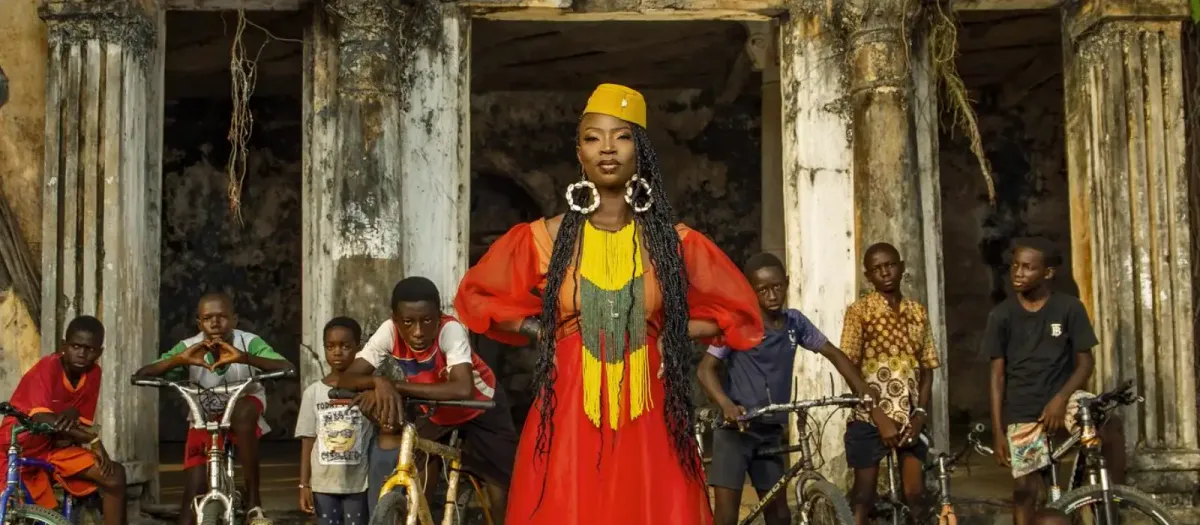 Dobet Gnahore at Wisconsin Union Theater