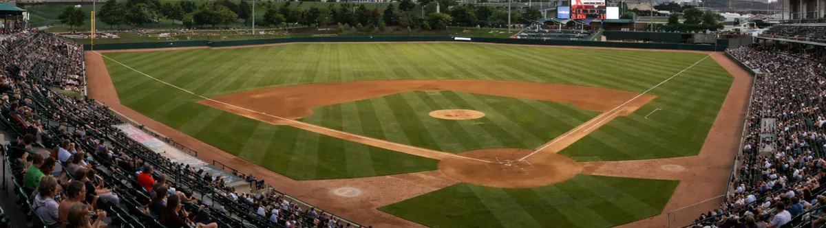 Fargo-Moorhead RedHawks at Lincoln Saltdogs at Hawks Field at Haymarket Park