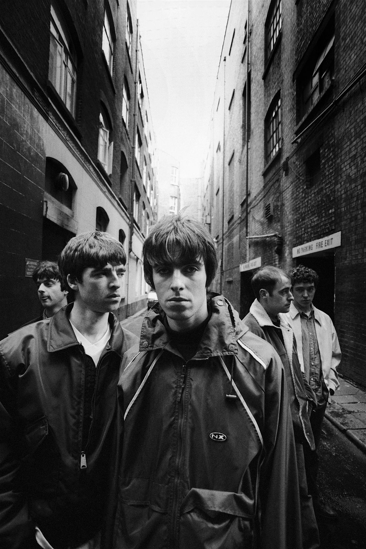 Oasis Be Here Now: Photography by Kevin Cummins