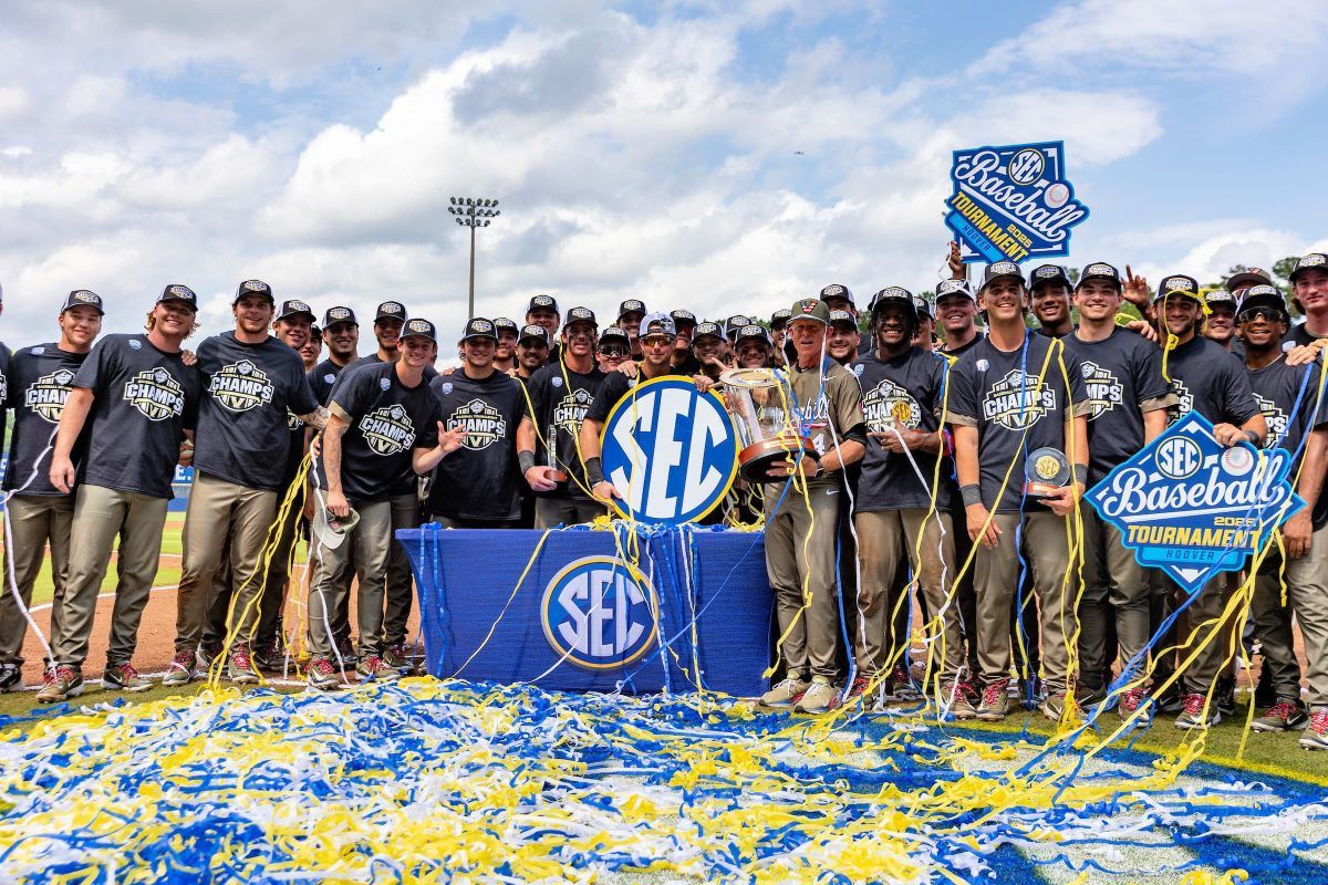 Louisville Cardinals at Vanderbilt Commodores at Hawkins Field