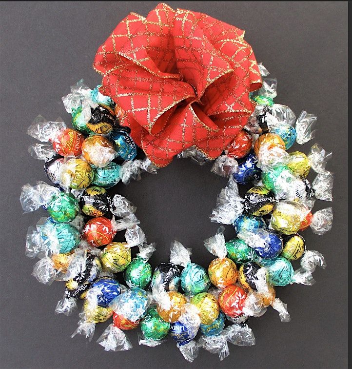 Old Fashioned Candy Wreaths