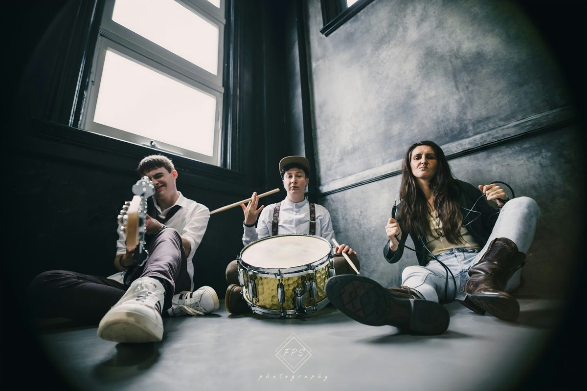 FREE ENTRY + FREE DRINK- Factory Friday Presents: R.E.D. Experiment LIVE