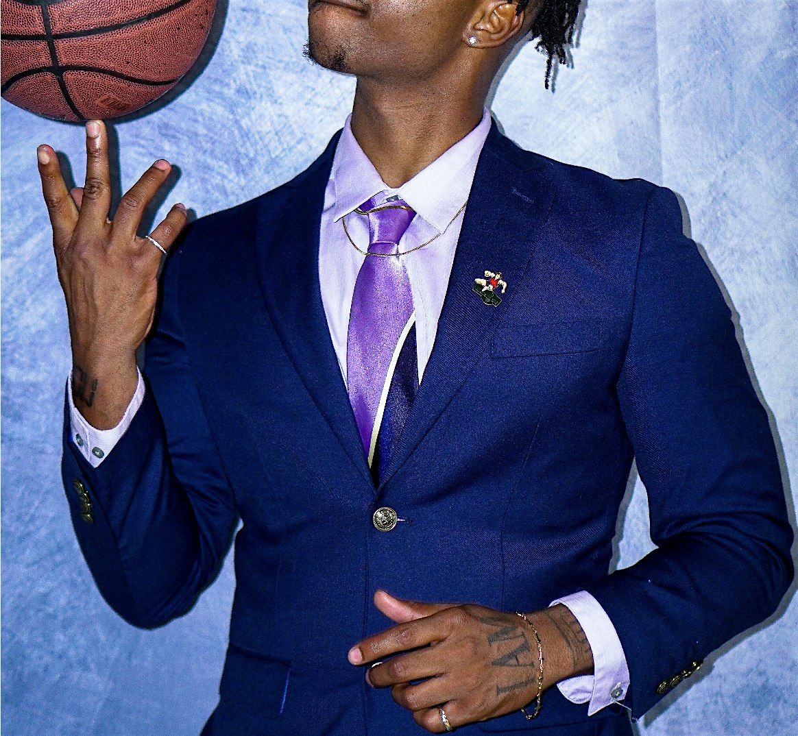 WIZARD KELLY WORLD TOUR