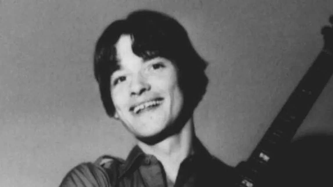 Robben Ford in \u0394\u03b7\u03bc\u03bf\u03c4\u03b9\u03ba\u03ae \u0395\u03bd\u03cc\u03c4\u03b7\u03c4\u03b1 \u03a4\u03b1\u03cd\u03c1\u03bf\u03c5