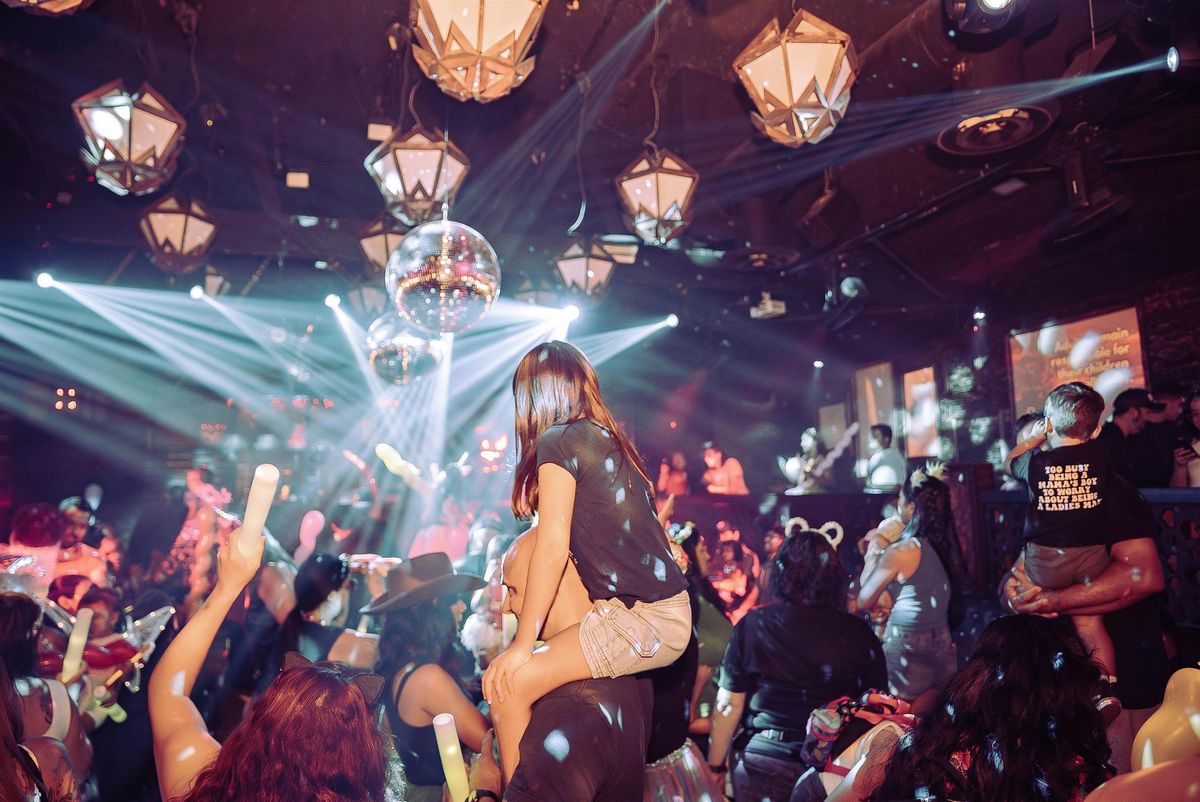 Hollywood - A Family Club Experience with BIG FISH LITTLE FISH