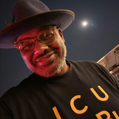 DJ LexaKahn aka Lexter Calhoun
