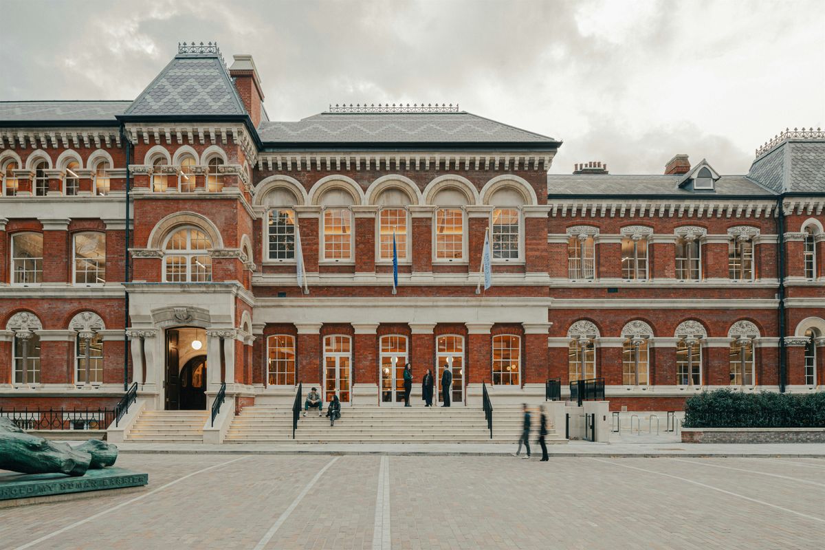 Neighbourhood Sessions: Walworth Town Hall Tours