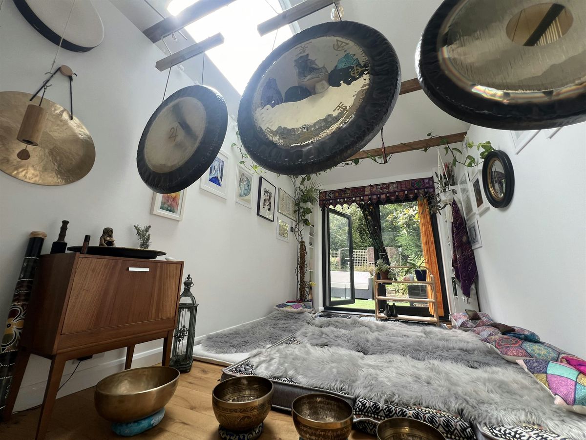 Gong Bath in South East London - a Cosy Candlelit Tuesday Evening