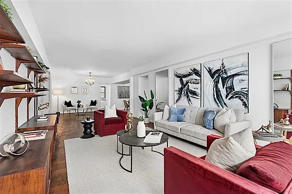Broker Open House at Spacious UES 2-Bedroom at Charing Cross House