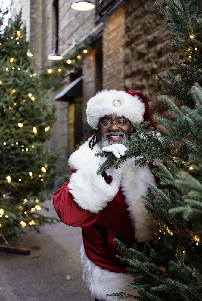 Photos with Santa Clarence
