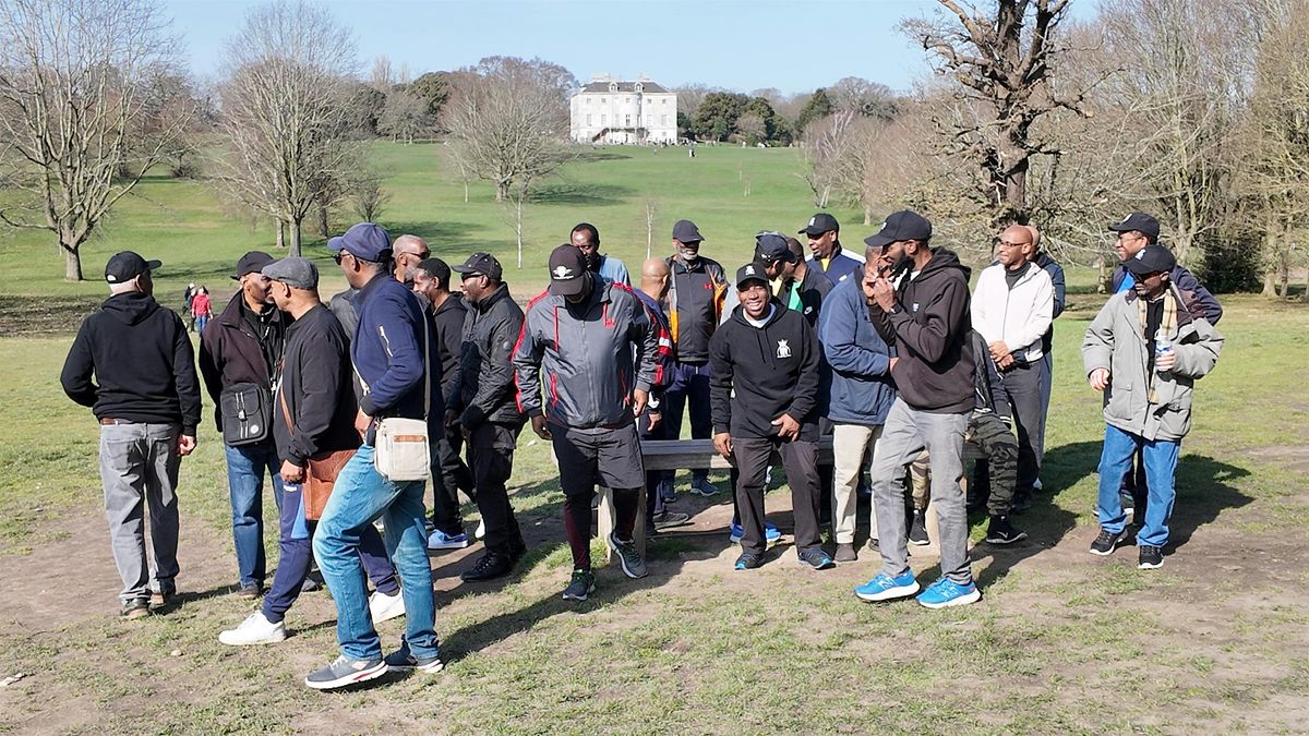 WalKing Men - London