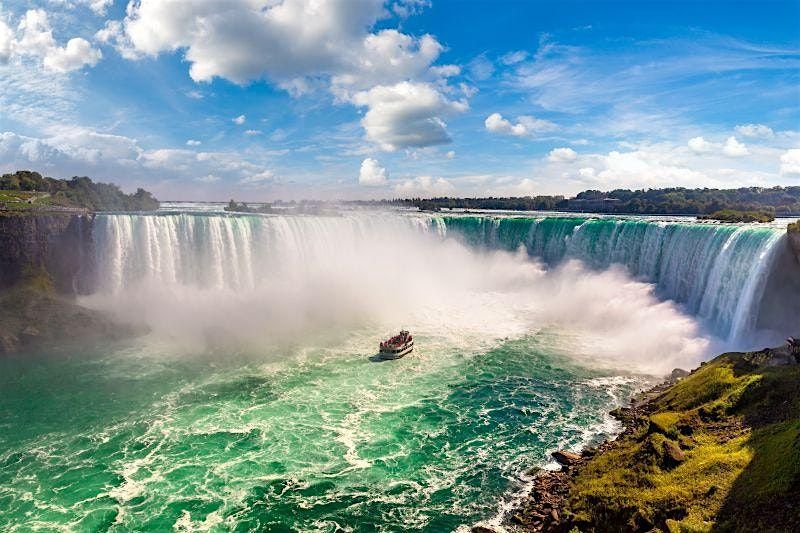 Niagara Falls Ontario Scavenger Hunt: Hunt Along Niagara Falls