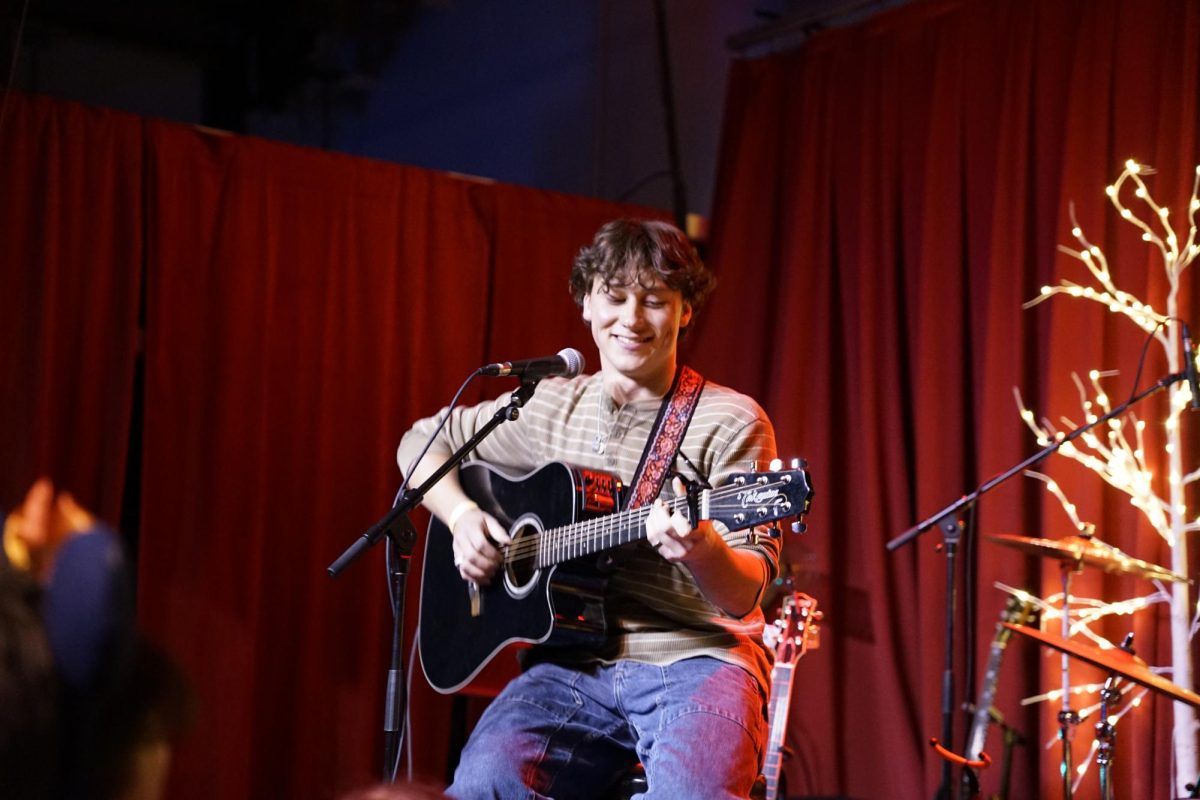 Jake Minch at Vinyl at Center Stage