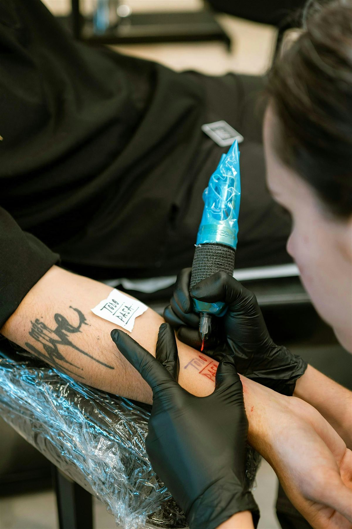 M\u00e1s Love, M\u00e1s Ink by Camilo Rojas x Iris Tattoo