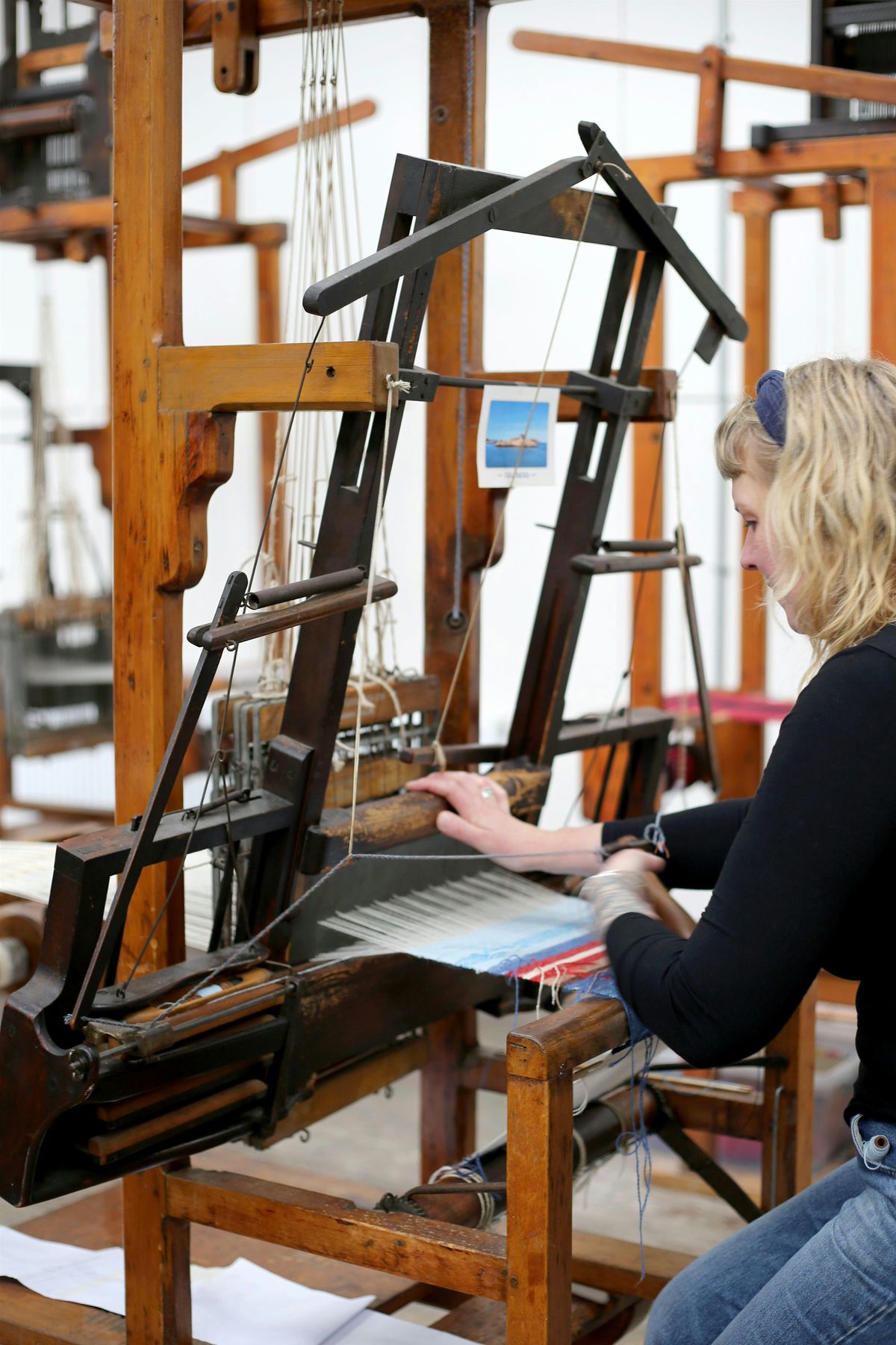 Loom Hire with Technician