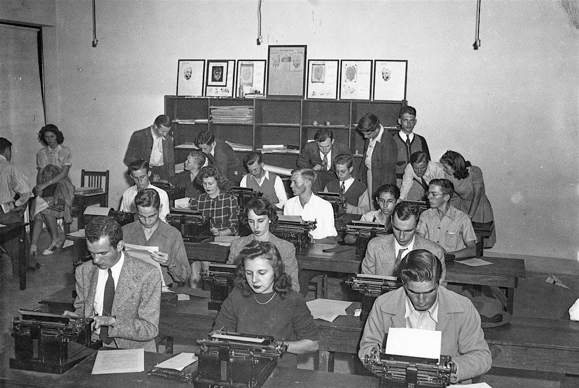 Silent Writing Happy Hour - Fall '25