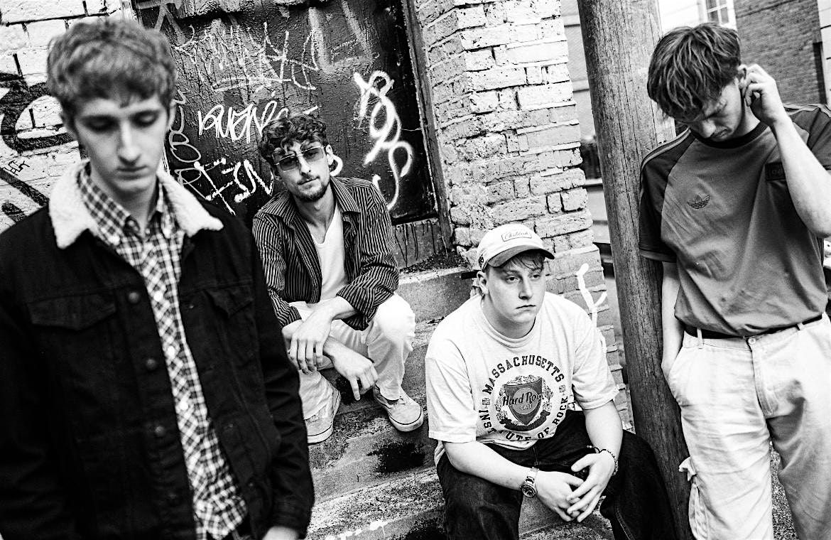 Green Eye - The Bee\u2019s Mouth