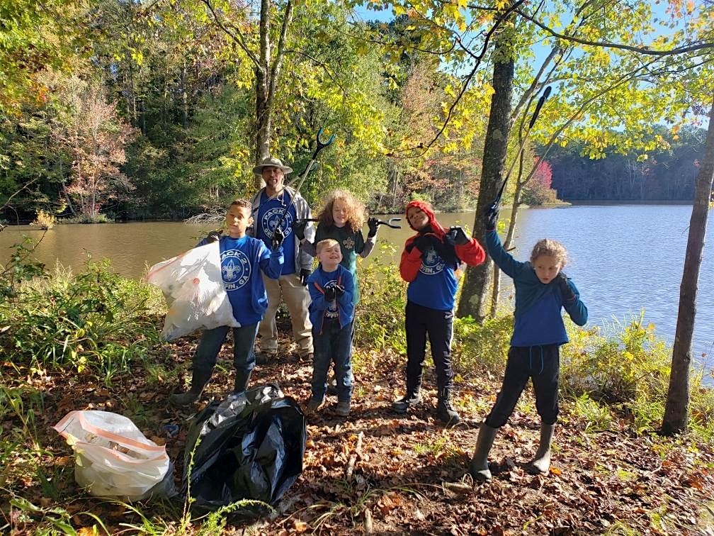 Griffin Grives Back: National Recycling Week & District 3 Cleanup