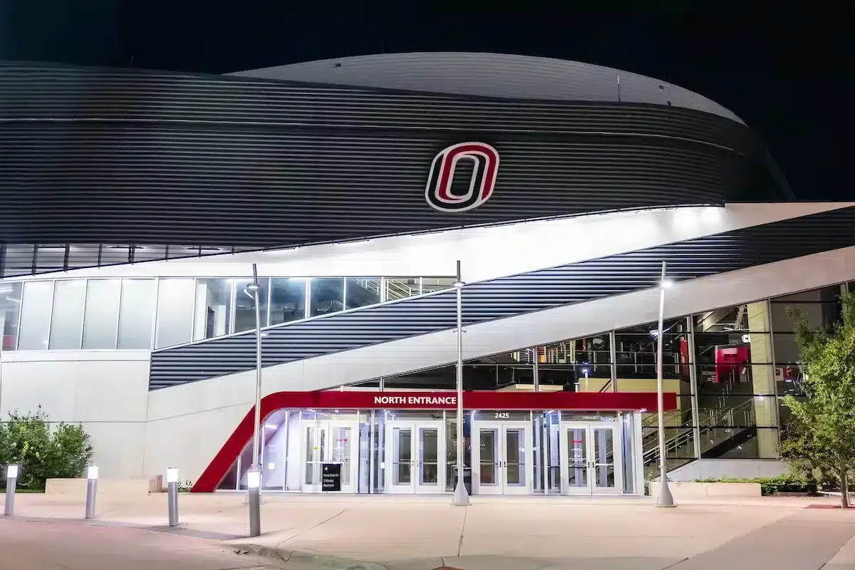 Nebraska Omaha Mavericks at Western Michigan Broncos Mens Hockey at Lawson Ice Arena