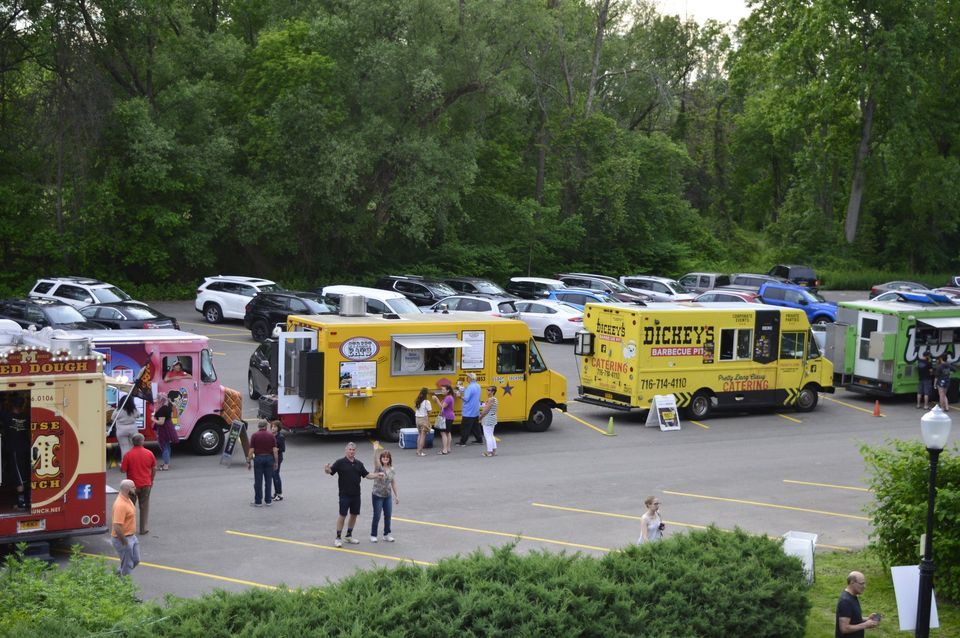 Food Truck Wednesdays in the Garden
