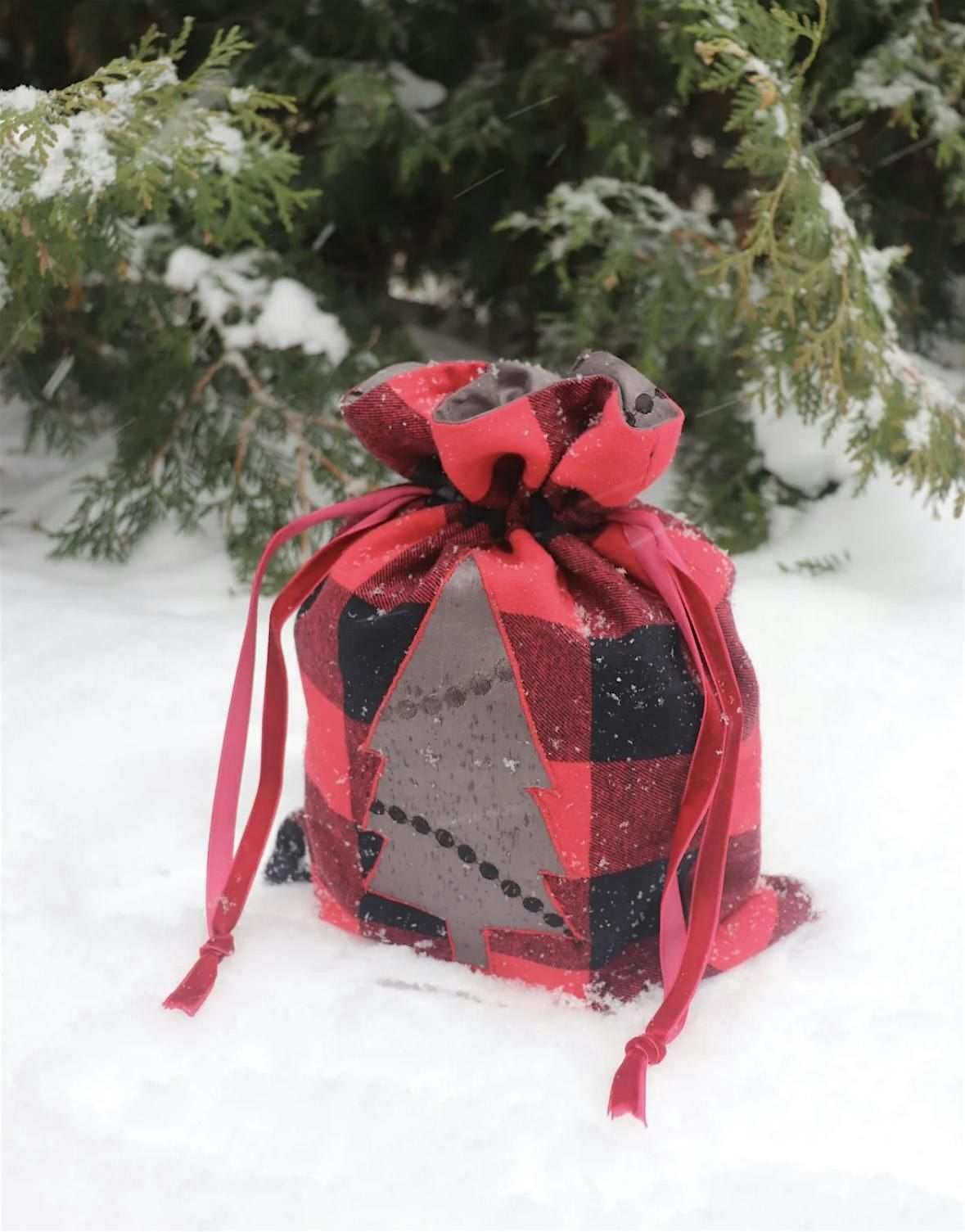 Back to Basics Sewing Course \u2013 Learn to Sew a Christmas Gift Bag