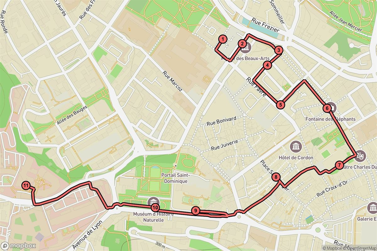 Chamb\u00e9ry Audio Tour: Echoes of Heritage in the Stade Quarter