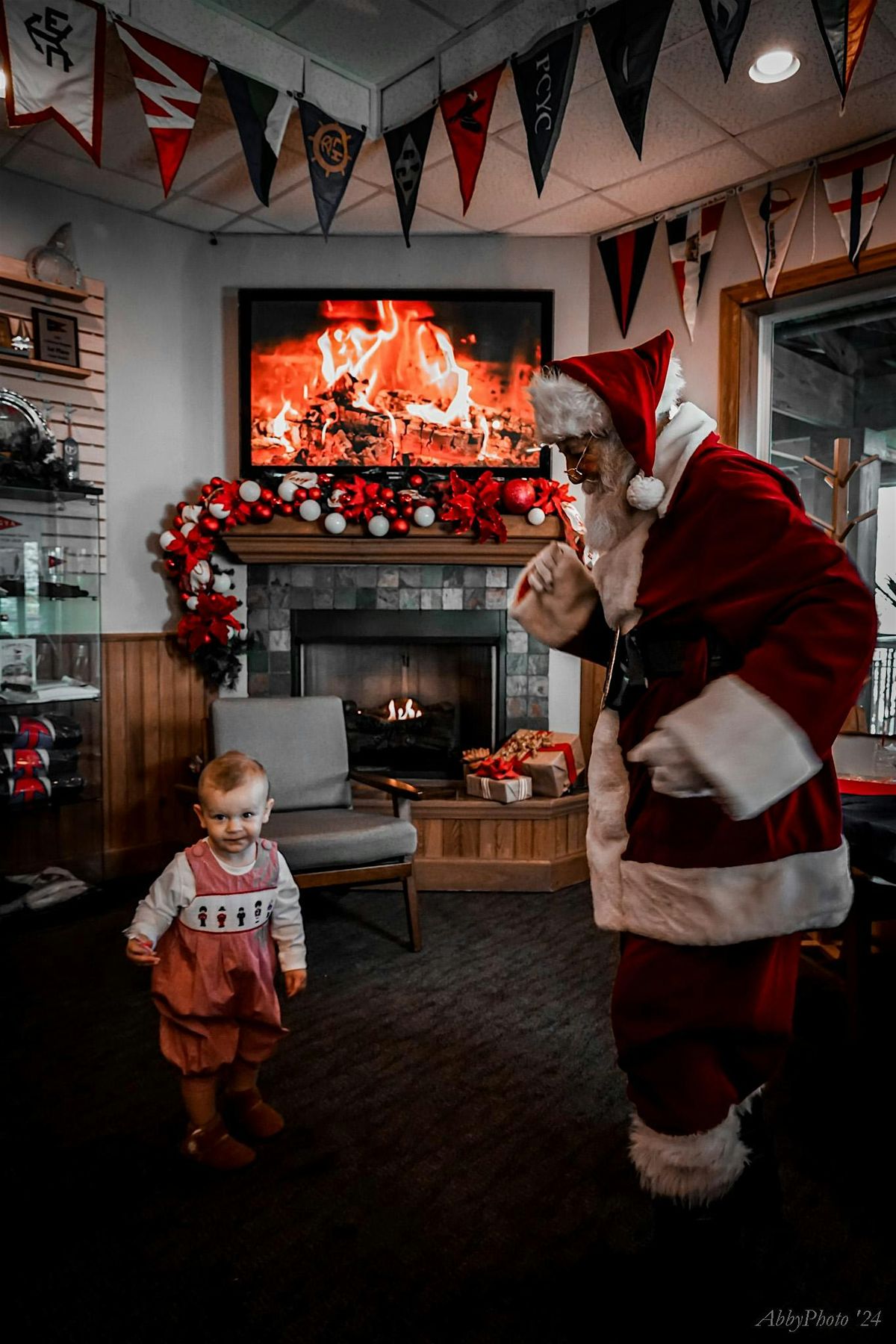 Happy Hour with Hunky Santa!