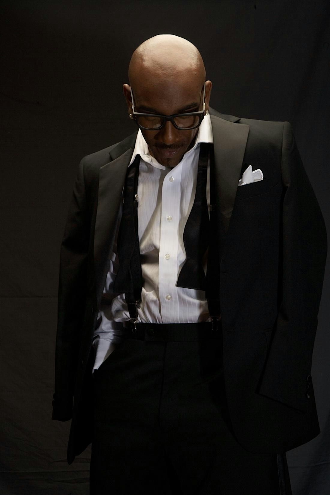 Pop's House and LMoore Entertainment present ShowTyme Brooks