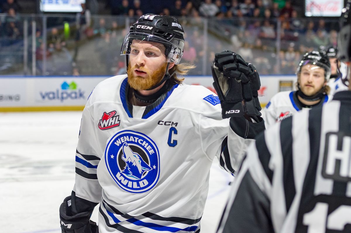 Victoria Royals at Wenatchee Wild at Town Toyota Center