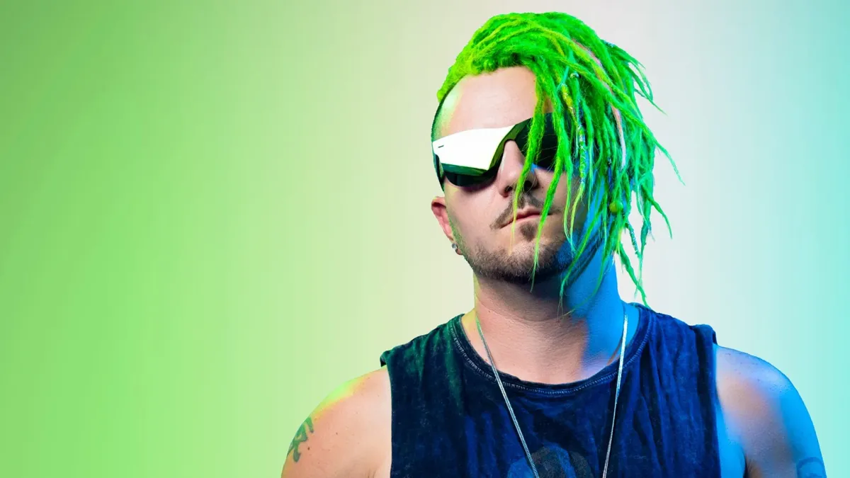 Dixie, Butch Bastard, Dixie in Pasadena