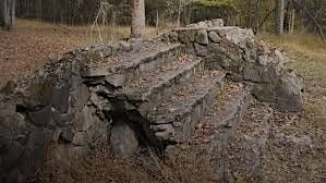 Halloween Hike to Heyerdahl Hill