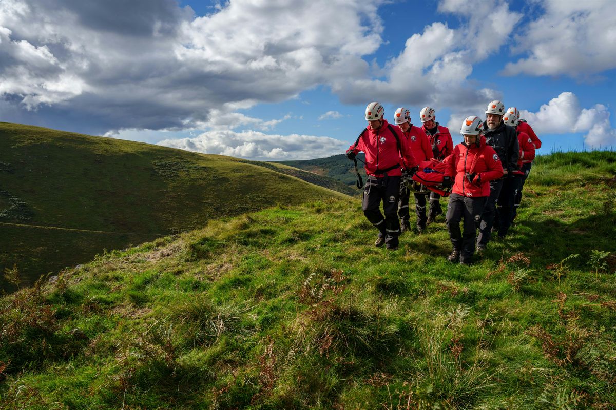 Helly Hansen Guided Hike: Exploring with Renata Chlumska & North of Tyne MR