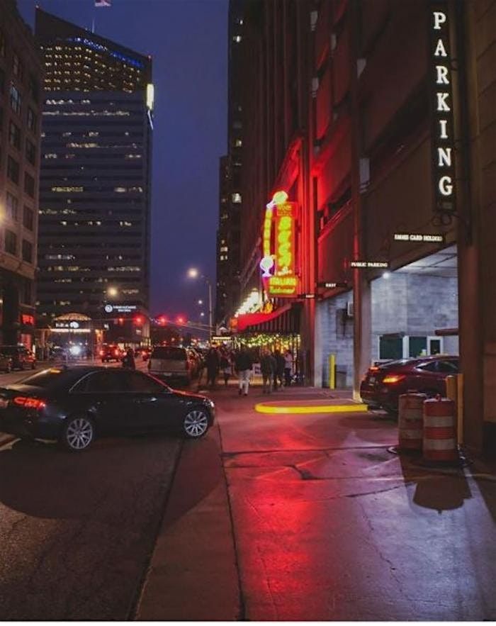 Amazing Scavenger Hunt! - Investigate Indianapolis Bar Crawl