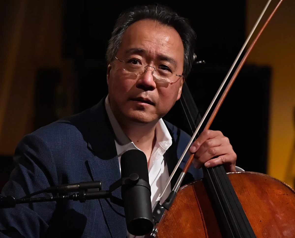 Yo-Yo Ma with the Vancouver Symphony Orchestra at Orpheum Theatre - Vancouver
