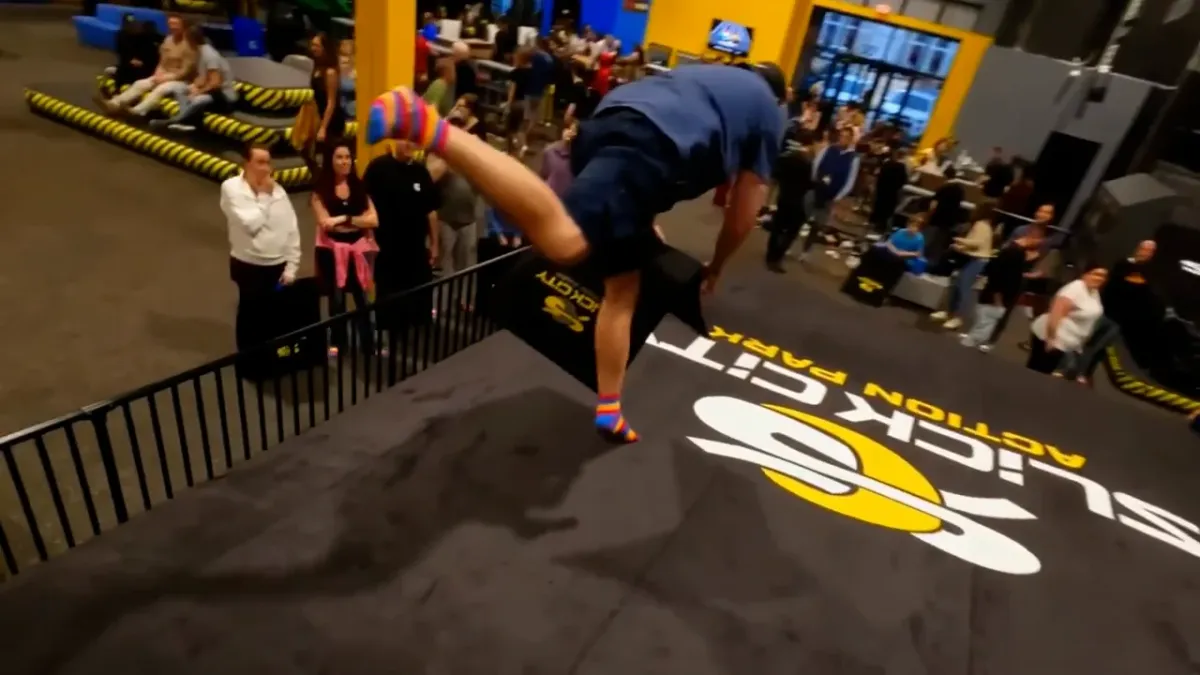 Parking Dear Evan Hansen - Aurora