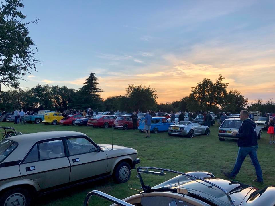 Bowling Green Classic Cars May 2023 Bowling Green Pub Stoke Prior, Bromsgrove, EN May 29, 2023