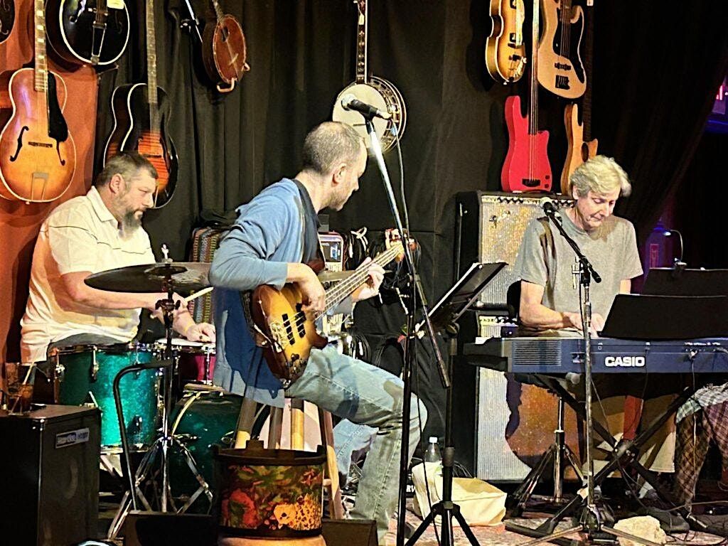 Live Music from B-Town Trio (Free)