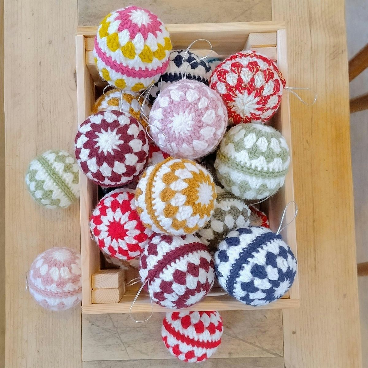 Crochet Granny Christmas Bauble - 2 week